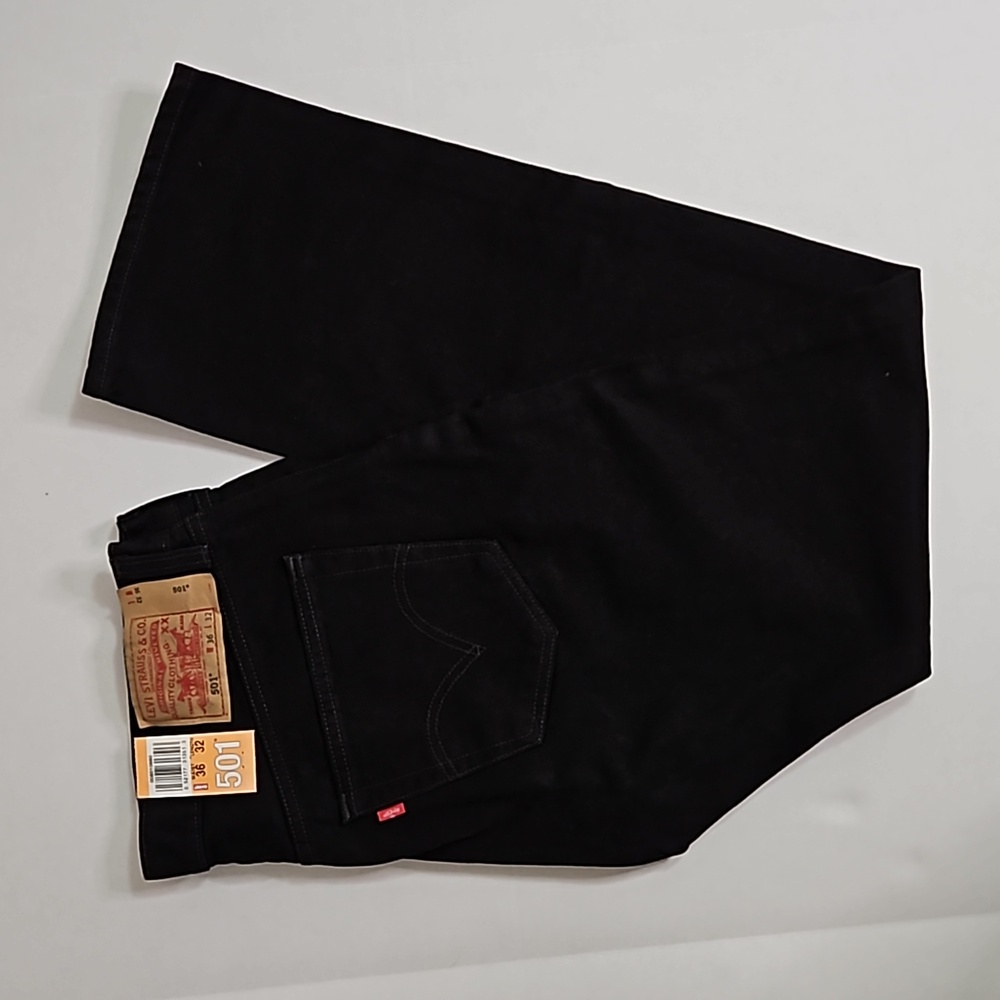NWT Levi's 501 Button Fly Men's 36 x 32 Black 100% Cotton Denim Jeans